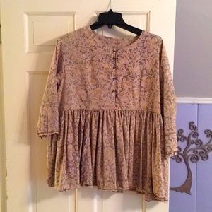 Cotton top with hooks d eye closure